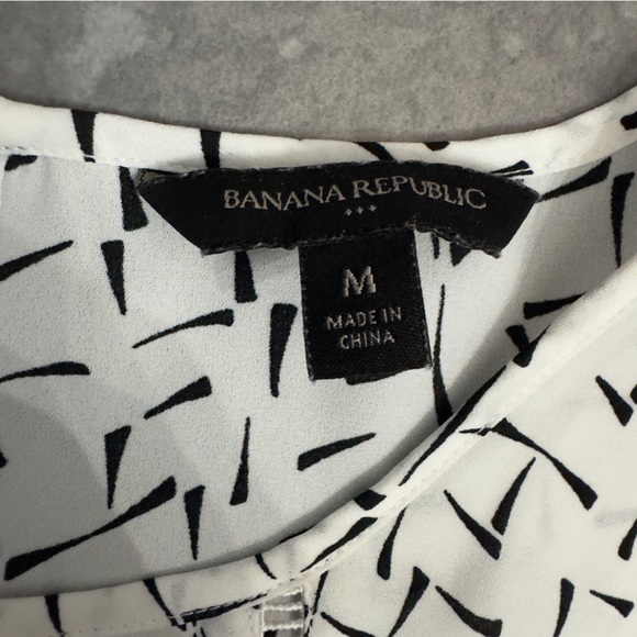 Banana Republic Women's Top - Picture 5 of 7